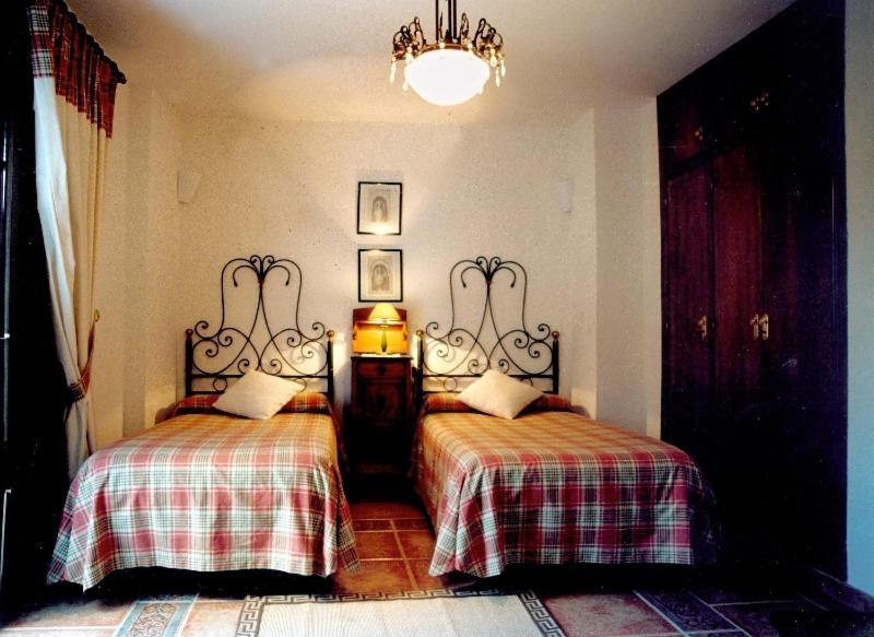 La Posada Real ปรีเอโก เด กอร์โดบา ห้อง รูปภาพ
